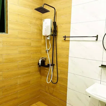 Costa Mahkota Stylish 2-Bedroom Pool View 1 Queen & 2 Singles Malacca Exterior photo