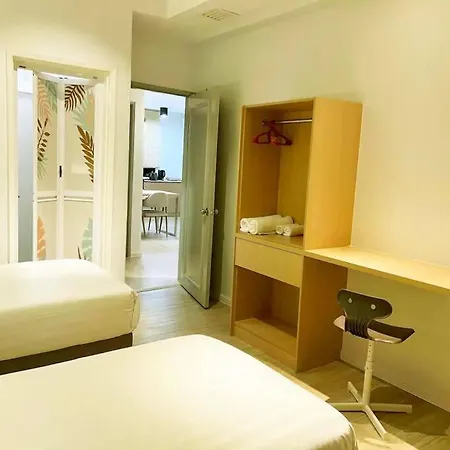 Costa Mahkota Stylish 2-Bedroom Pool View 1 Queen & 2 Singles Malacca Exterior photo
